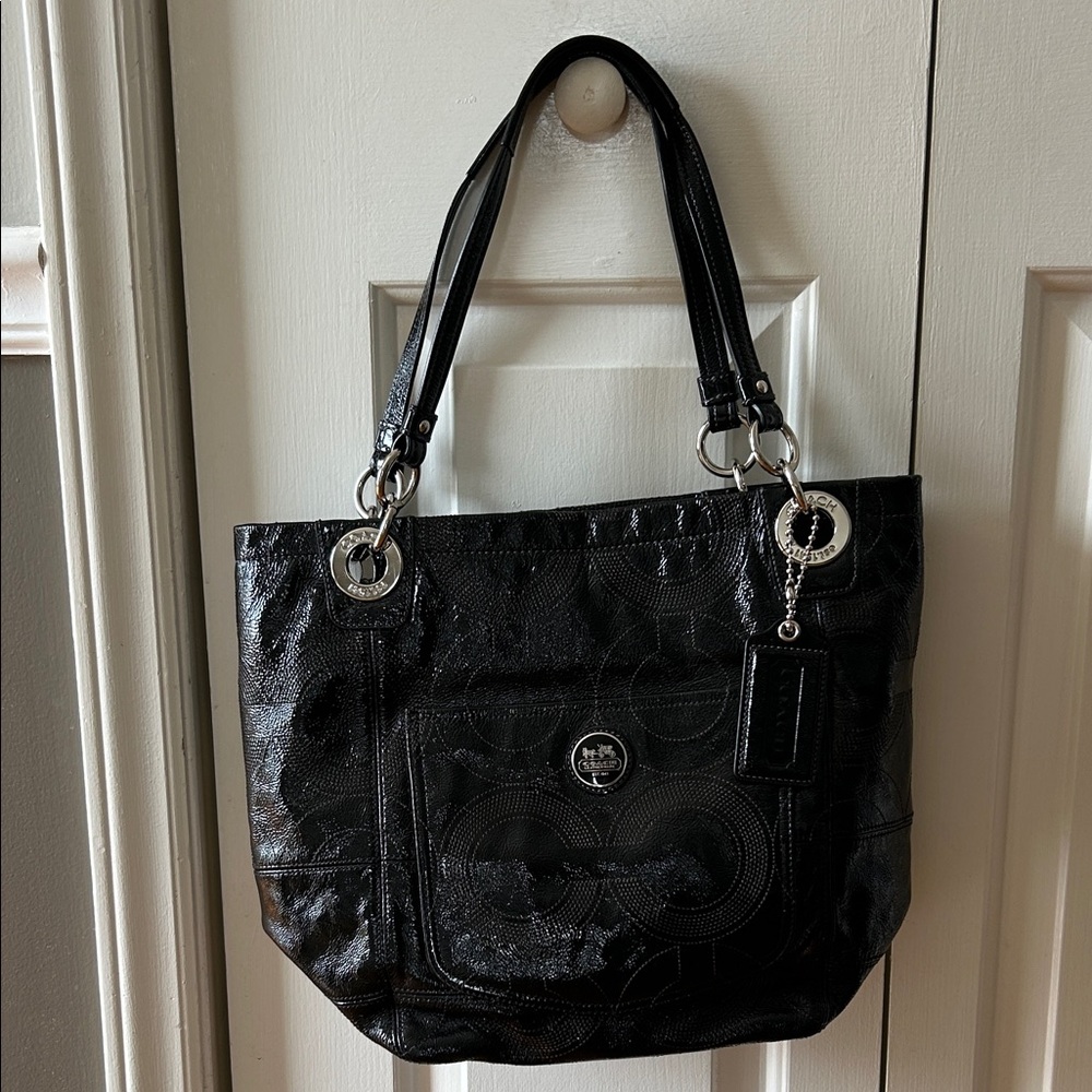 Elegant Coach Black Tote Bag